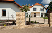 Robin Hoods Bay outbuilding construction leads